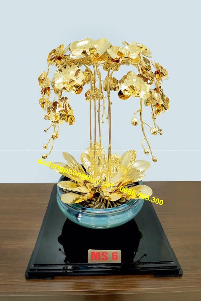 giá hoa phong lan bằng đồng mạ vàng